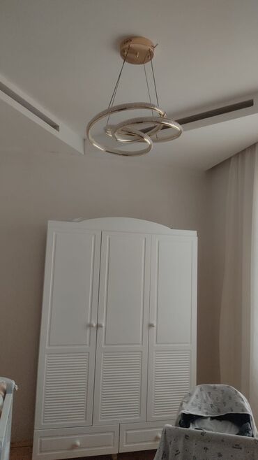 Həyət evləri və villaların satışı: 5 otaqlı, 220 kv. m, Orta təmir — 12