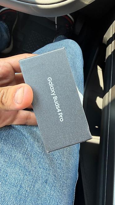 galaxy buds 4 pro: Samsung Galaxy Buds4 Pro – simsiz qulaqlıq Model: SM-R640 Rəng: Qara — 1