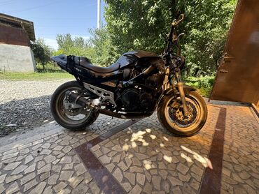 Мотоциклы: Классический мотоцикл Suzuki, 600 куб. см, Бензин, Взрослый, Б/у