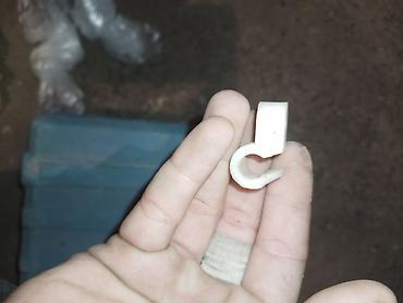 xamut: Plastik kabel tutacağı/klipsi - Material: möhkəm ağ plastik - — 1