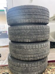 купить грузовые шины: Продаю зимние шины размер 15 комплект состояние отличное