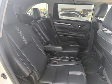 Toyota: Toyota Highlander: 2018 г., Автомат, Бензин, Кроссовер — 7