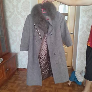 курмо кийим: Пальтолор, Классика, Күз-жаз, Кабып тигилген, Тизеден, Жылуулоо менен — 1