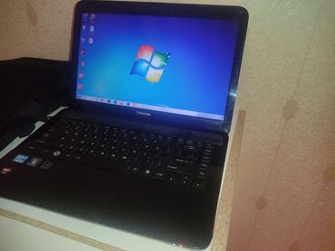 en ucuz notebook: İşlənmiş Toshiba, 14.1 ", Intel Core i3, < 128 GB, Ünvandan götürmə