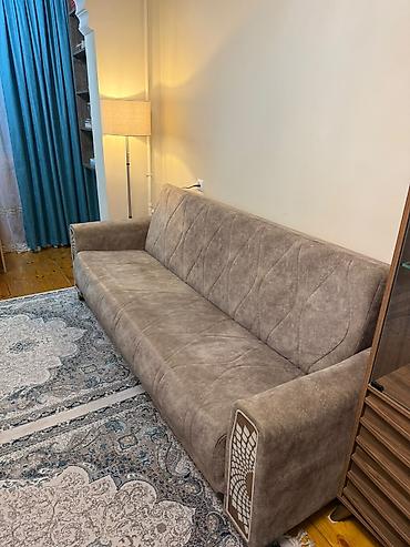 deri xalca: Mebel: Üçnəfərlik divan - Rəng: açıq qəhvəyi (taupe tonlarında) - — 2