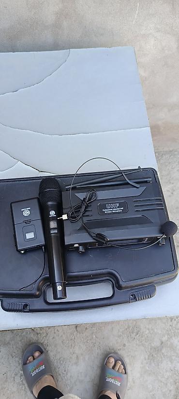 mikrofon wireless: UHF simsiz mikrofon sistemi Komplekt: - UHF qəbuledici (Professional — 1