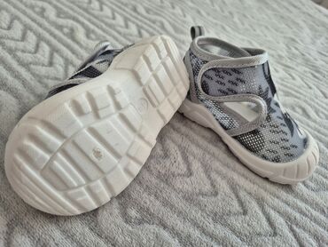 Sandale: Dečje sandale/patike za bebe – siva/bela kombinacija Veličina 21-22 - — 11