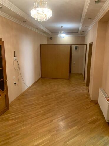 Köhnə tikili: Bakı, 3 otaqlı, Köhnə tikili, m. Gənclik, 140 kv. m — 7