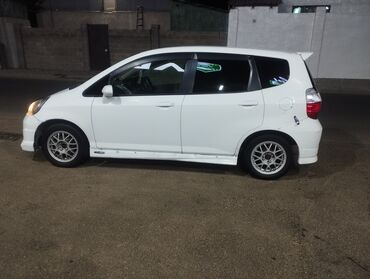 хонда фит рейка: Продается Honda fit 2002 1.3 жаны матор салынган 33000км пробег
