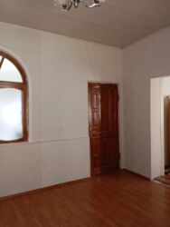 Uzunmüddətli kirayə evlər: 180 kv. m, 4 otaqlı -da lalafo.az — 6 Uzunmüddətli kirayə evlər: 180 kv. m, 4 otaqlı — 6