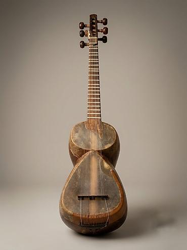 Tar – milli simli musiqi aləti, çantalı dəst 📍 Ünvandan götürmə