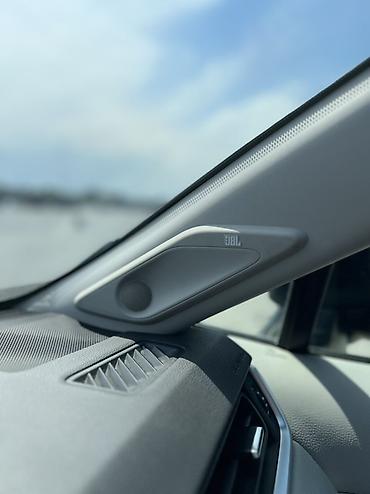 Toyota: Toyota RAV4: 2019 г., 2.5 л, Вариатор, Гибрид, Кроссовер — 12