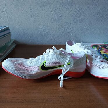 кета футбольный: Шиповки Nike ZoomX Dragonfly 41размер 26см