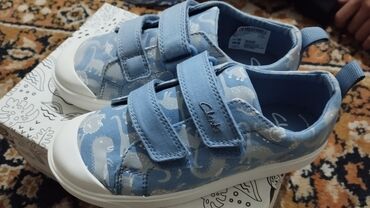 Детская обувь: Кеды для детей размер 30 бренд clarks есть коробка новая