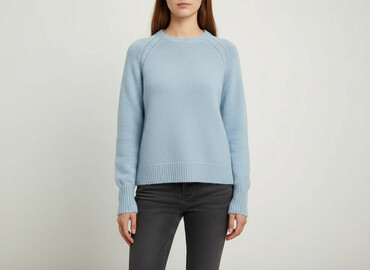 Swetry: Sweter damski, rozmiar S