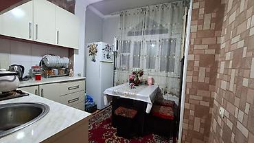 sekis sati: Gəncə, 3 otaqlı, Köhnə tikili, 1 kv. m — 3