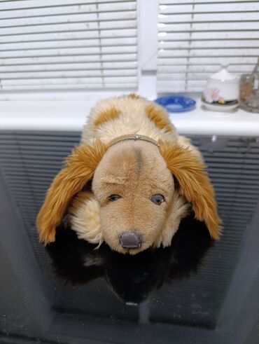 Игрушки: Мягкие игрушки и три фарфоровые статуэтки, и другие игрушки Цена 20 - — 6