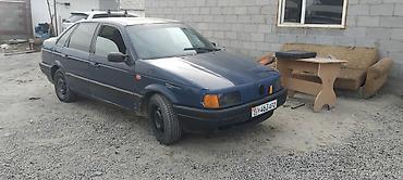 Volkswagen Passat: 1991 г., 1.8 л, Механика, Бензин, Седан