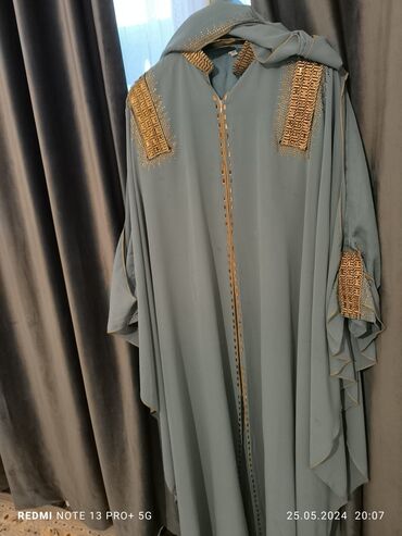продаю хиджап: Кече көйнөгү, Узун модель, Жеңдери менен, 3XL (EU 46)