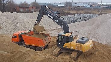 яма копать: Песок карьерный с погрузкой и вывозом самосвалами. - Фракция — 1
