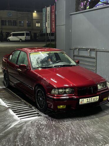 bmw 3 серия 318is mt: Е36 1993 г.в Машина больше 5 лет в одних руках Собиралась для себя