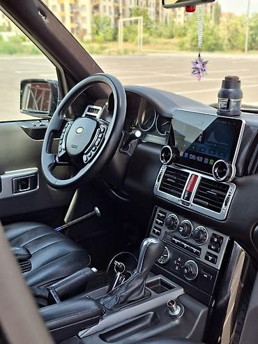 mersedes es klas: Land Rover Range Rover: 4.4 l | 2024 il 285637 km Ofrouder/SUV — 8