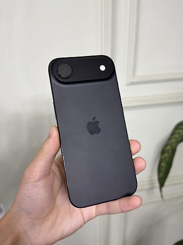 IPhone Air, Б/у, 256 ГБ, Black Titanium, Зарядное устройство, Защитное стекло, Чехол, 100 %