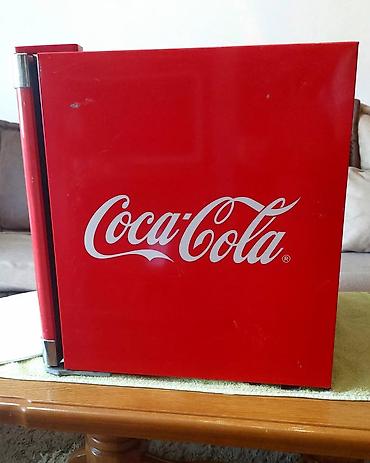 Frižideri: Mini frižider Coca-Cola - Mini frižider Coca Cola (Koka Kola) donešen — 2