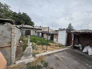 Продажа барачных домов: Срочно Продаю Дом находится в центре барачного типа в токмаке чуй at lalafo.kg — 3 Продажа барачных домов: Срочно Продаю Дом находится в центре барачного типа в токмаке чуй — 3
