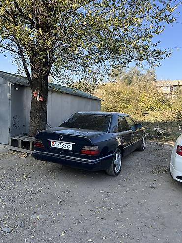 mercedes a class: Mercedes-Benz E-Class: 1993 г., 2.2 л, Автомат, Бензин, Седан — 4