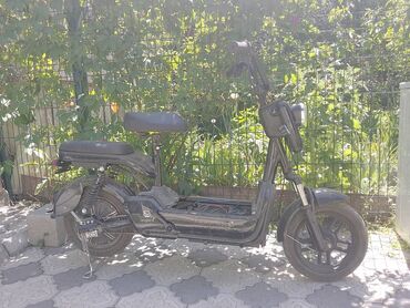 Скутеры: Скутер 175 куб. см, Электро, Б/у