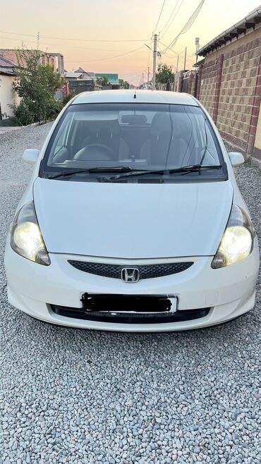 авто машина сатып алам: Honda Fit: 2003 г., 1.5 л, Вариатор, Бензин, Хетчбек