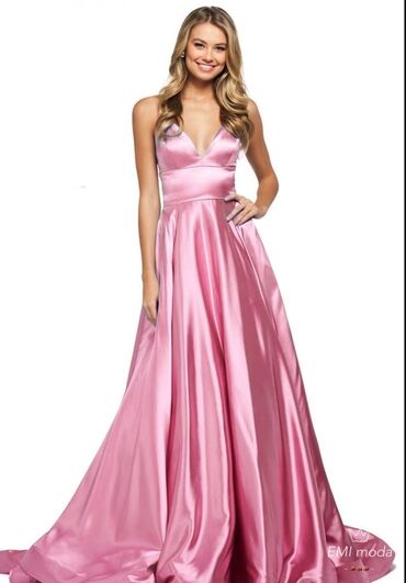 Haljine: 2700din na lalafo.rs — 2 Haljine: 2700din — 2