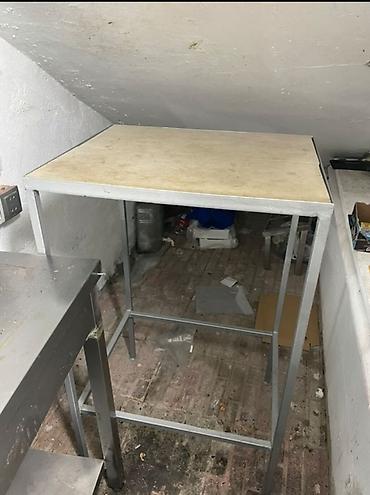 Готовый бизнес: Metall karkaslı mərmər iş masası Məhsulun tərkibi: - Metal karkaslı — 1