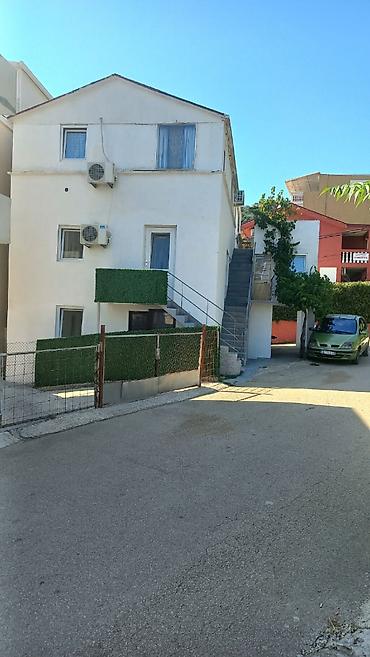 Turizam i odmor: Canj sobe i apartmani izdavanje soba i apartmana u canju povoljno — 1