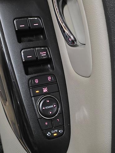 Kia: Kia Carnival: 2019 г., 2.2 л, Автомат, Дизель, Минивэн — 16