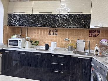 silver kitchen: Кухонный гарнитур, Б/у, цвет - Черный, Самовывоз, Платная доставка — 1
