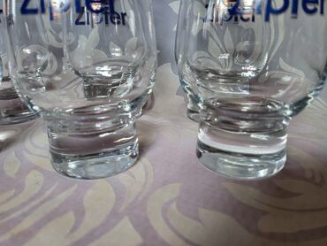 Čaše: Case,vintaz,nove za pivo Zipfer. Case za pivo sve na njima odsjaj od — 8