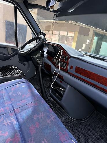 Продажа авто: Mercedes-Benz Спринтер: 1999 г., 3.2 л, Механика, Дизель, Бус — 9