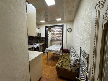 Mənzil kirayələyirəm: 3 otaqlı, 70 kv. m — 9