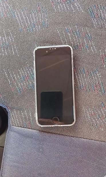 Apple iPhone: IPhone SE 2020, 256 GB, Qara, Simsiz şarj — 3