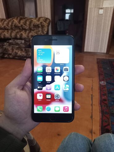 Apple iPhone: IPhone 7 Plus, 32 GB, Black Titanium, Barmaq izi, Simsiz şarj