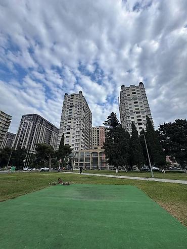 Yeni tikili: Satılır 2 otaqlı yeni tikili 93 m², Şah İsmayıl Xətai m. Kateqoriya — 1