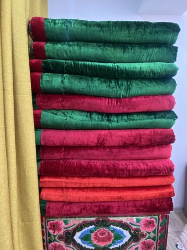 туркменский текстиль: Двуспальная Жууркан 
Натуральный шерсть 
12 шт
Новые