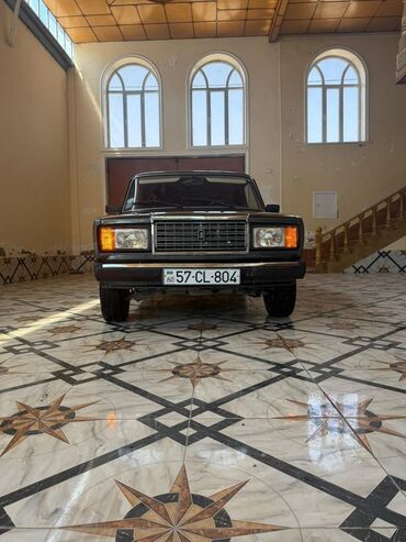 диски на зимнюю резину хендай элантра 2006: VAZ 2107 sedan - Kuzov: 4 qapılı sedan, klassik “07” dizaynı - Rəng