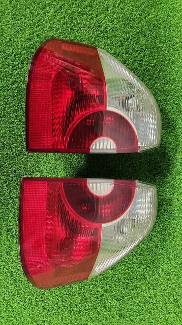 Передние фары: Фонари Е83 х3 дорест. Наружнии фанари . Белый поворотник. По 4000сом — 3