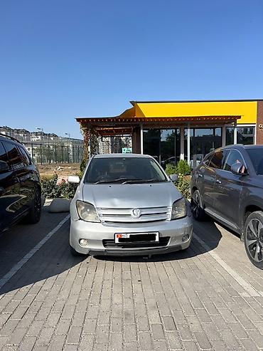 camri 30: Toyota Ist: 2003 г., 1.3 л, Автомат, Бензин, Хэтчбэк — 2