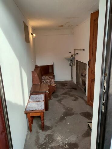 частные дома продажа: Дом, 100 м², 3 комнаты, Собственник, Косметический ремонт