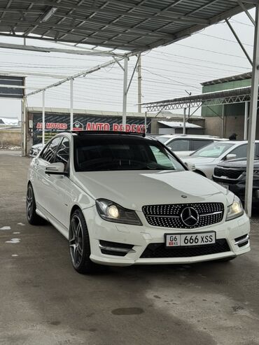 Mercedes-Benz: Mercedes-Benz C-Class: 2012 г., 1.8 л, Автомат, Бензин, Седан — 2