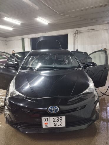 Toyota: Toyota Prius: 2018 г., 1.8 л, Вариатор, Гибрид, Хэтчбэк